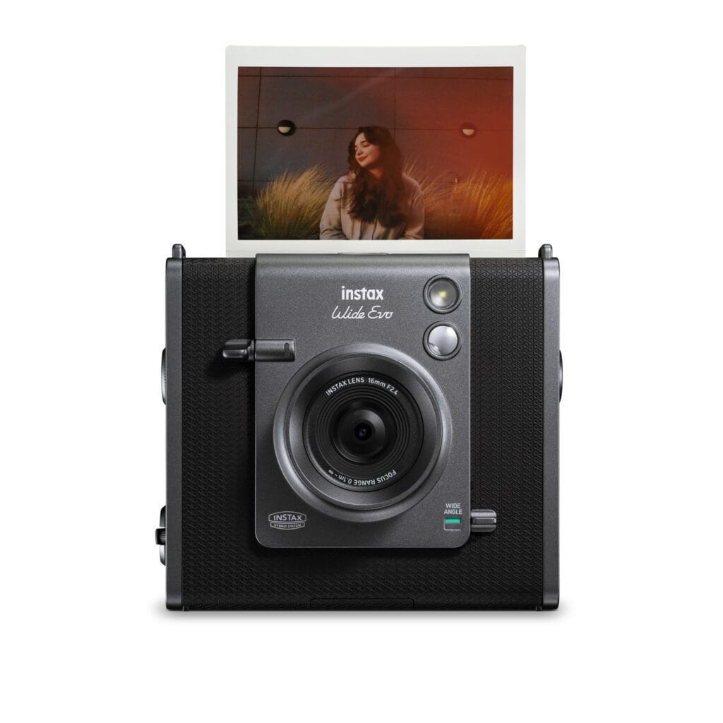 INSTAX Wide Evo disponible chez Germain Photo à Tours